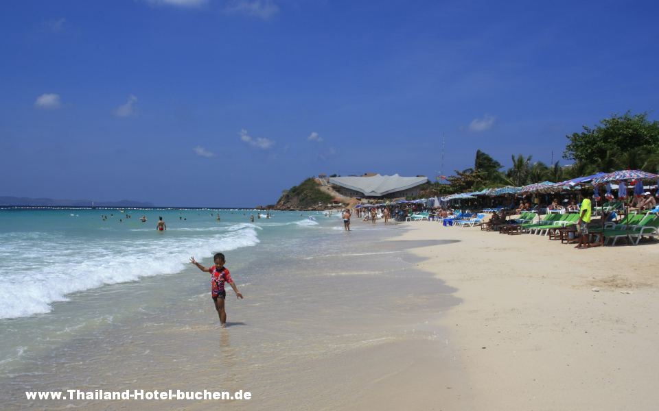 Bild: Strandhotels auf der Insel Koh Larn - Gut zum baden geeignet